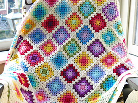 crochet a granny square